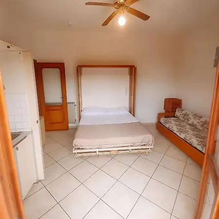 Cherie Aparthotel