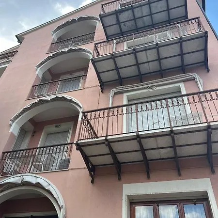 Cherie Aparthotel Borgio Verezzi