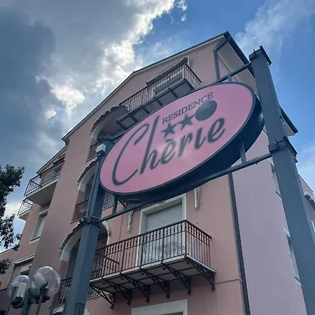 Cherie ボルジョ・ヴェレッツィ