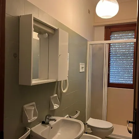 Cherie ボルジョ・ヴェレッツィ