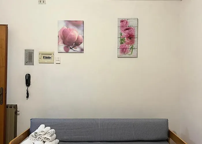 Aparthotel Cherie 3*